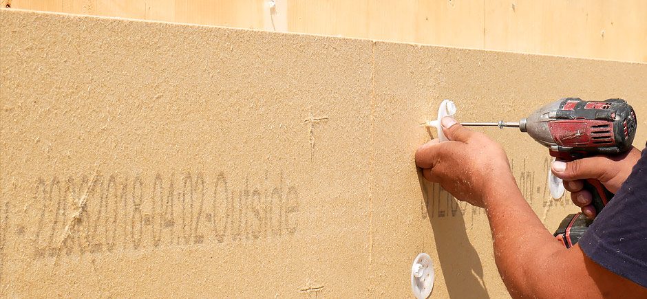Plataforma de distribución de fibra de madera STEICO